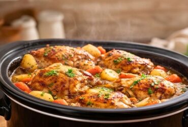 Delicious Crockpot Chicken Thigh Pot Roast Recipe