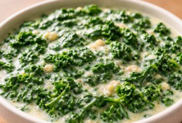 Bobby Flay Creamed Kale Recipe